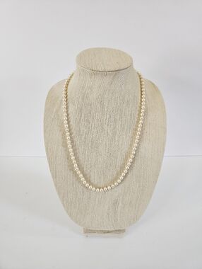 Vintage Lustrous Single Strand Sterling Silver Clasp Knotted Pearl Necklace